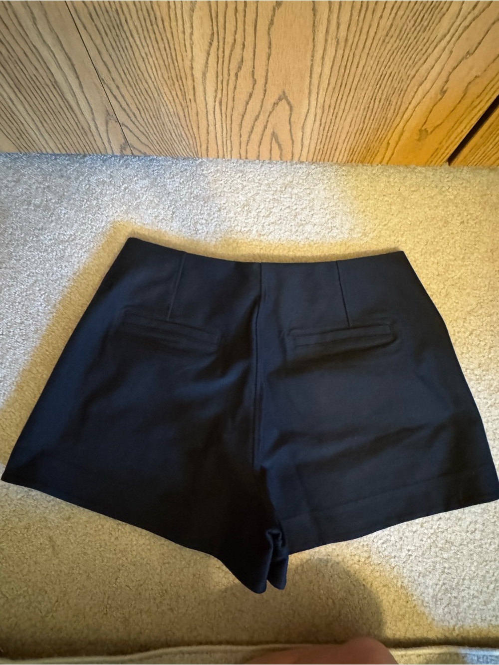 Lululemon Utilitech Relaxed-Fit High-Rise Short 3.5" - Picture 2 of 4